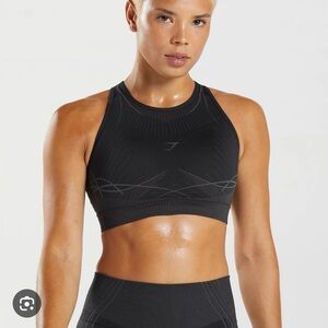 Gymshark Apex Black/Onyx Gray Set-Size Small